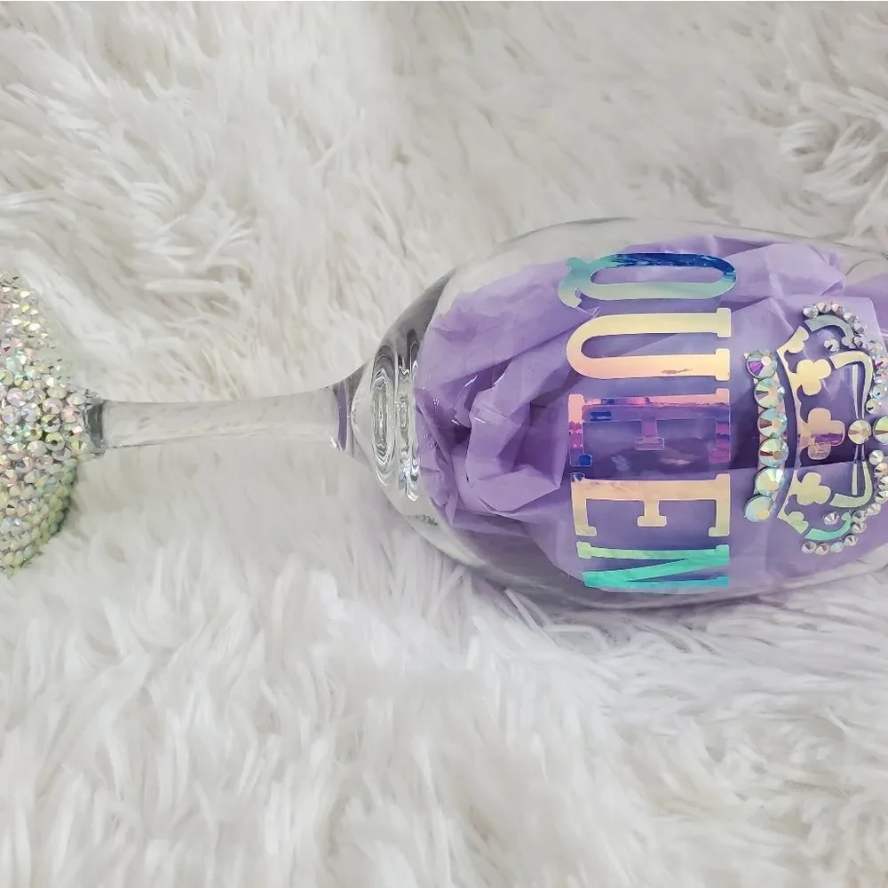 Elegant Queen Rhinestone Wine Glass